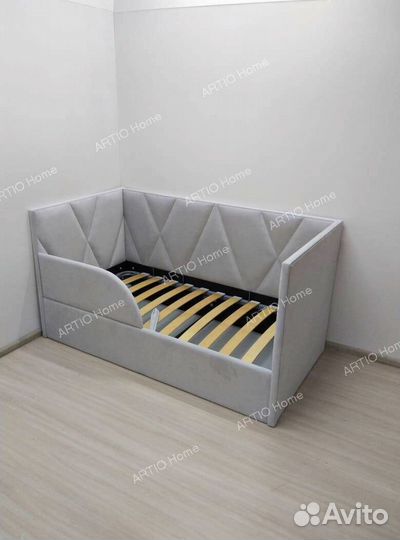 Детский диванчик