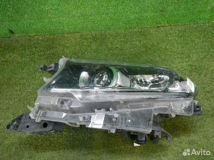 Фара левая Toyota Land Cruiser Prado