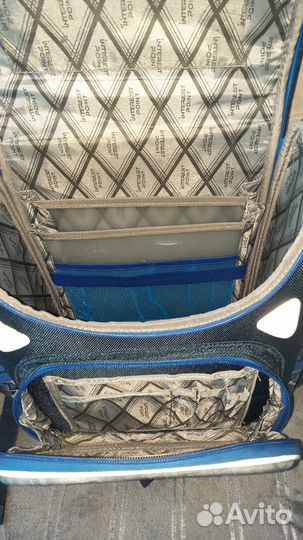 Портфель школьный для мальчика