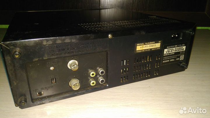 Видиомагнитофон akai VS-R150EDG
