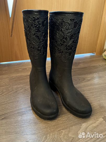 Резиновые сапоги