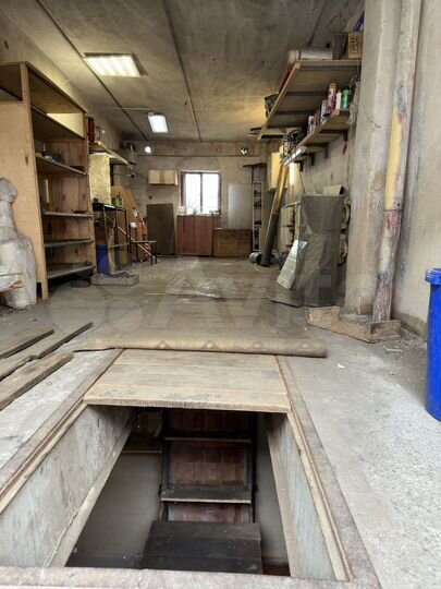 Гараж, > 30 м²