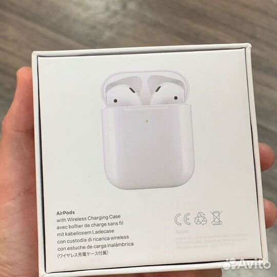 AirPods 2 + чехол в подарок