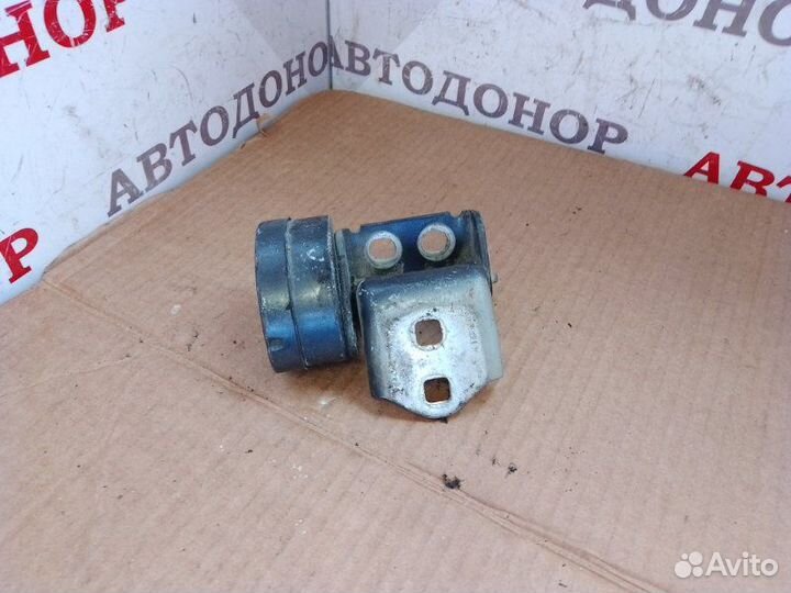 Петля двери задняя правая Renault Megane 2 2006