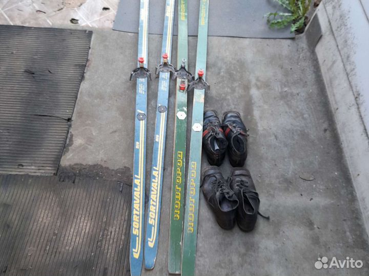 Беговые лыжи