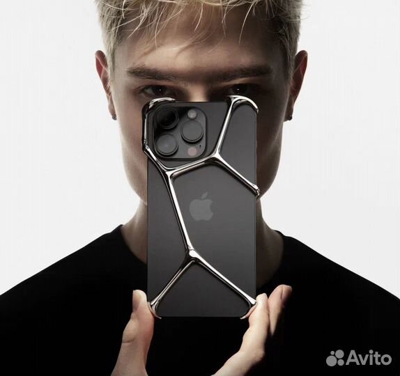 Чехол на iPhone