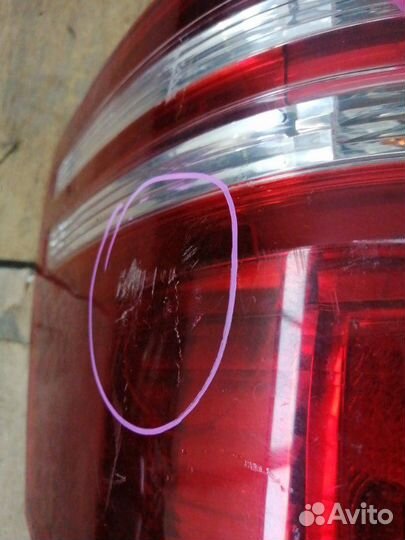 Стоп-сигнал задний левый Toyota Alphard ANH10