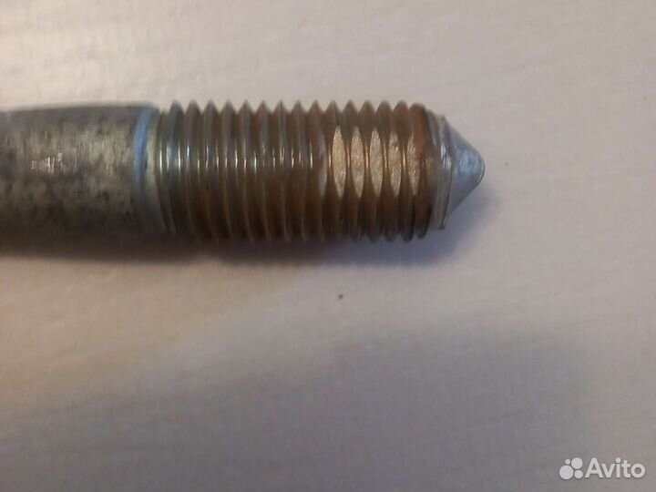 Буксировочный крюк iveco дейли