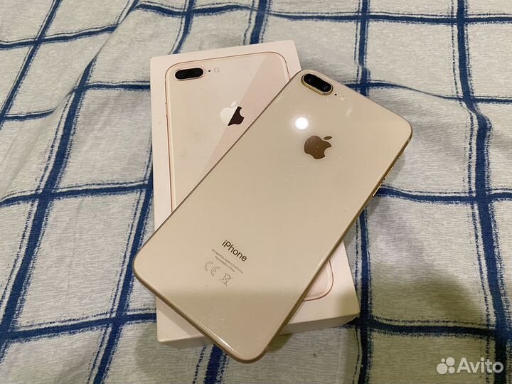 iPhone 8 Plus, 64 ГБ