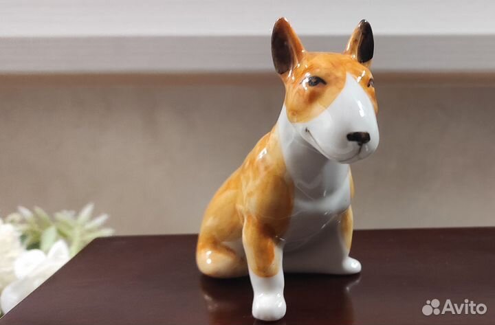 Статуэтки фарфор. Собаки