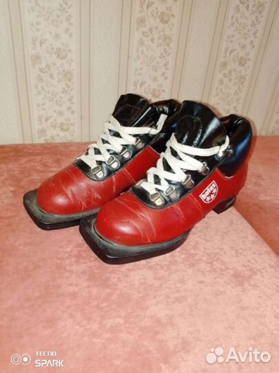 Лыжные ботинки botas 33-34размера