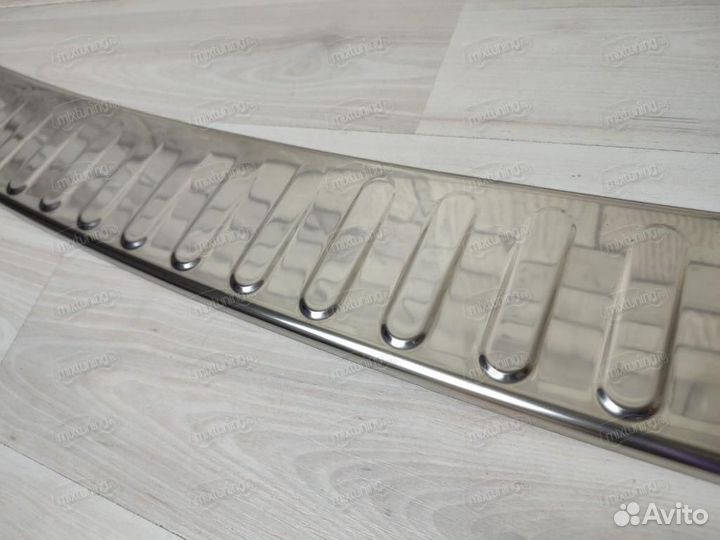 Накладка на задний бампер Renault Duster 2011-2017