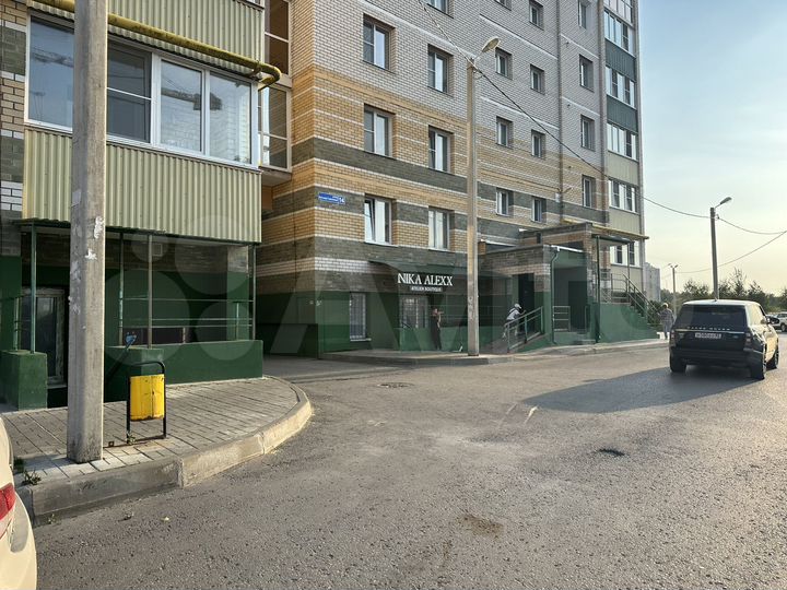 Сдам торговую плоащь / офис