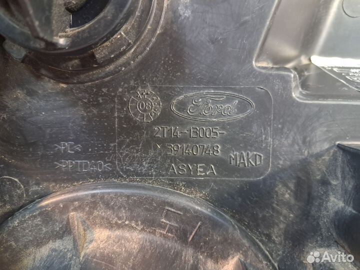 Фара левая Ford Tourneo Connect 2002-2013 б/у