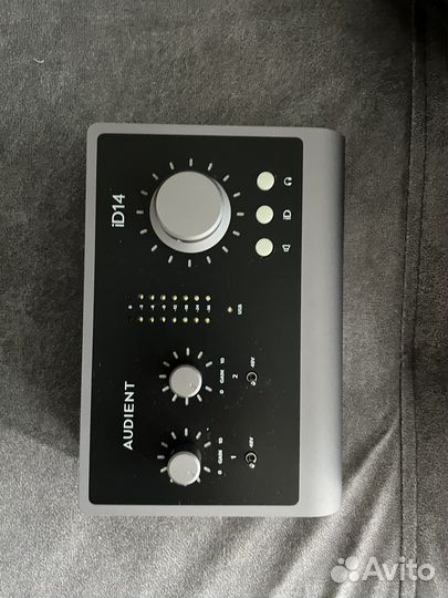 Внешняя звуковая карта Audient id14