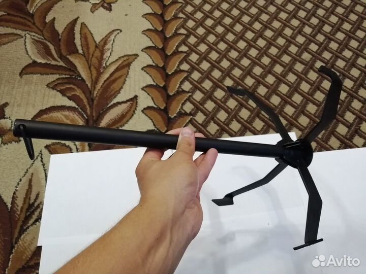 Якорь для лодки