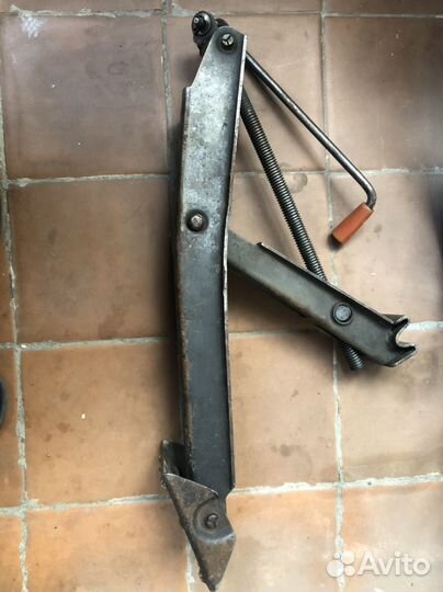 Домкрат СССР 0.5 т 1989 г