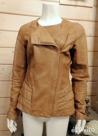 Куртка кожаная женская 46