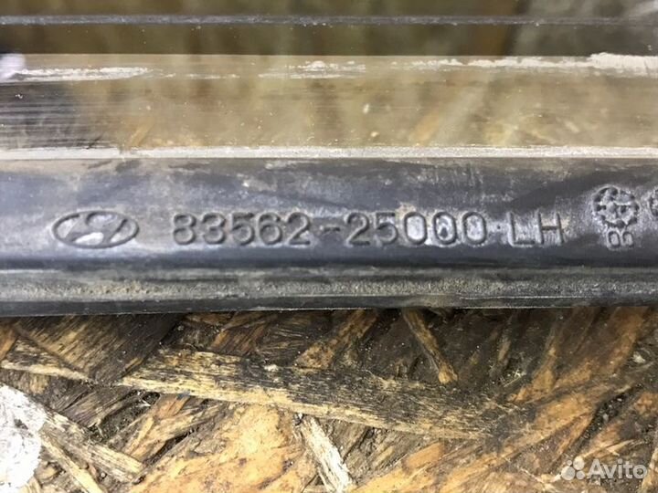 Форточка двери задняя левая Hyundai Accent седан