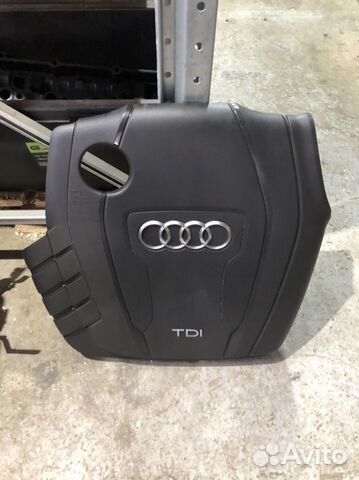 Декоративная крышка двс A4 A5 A6 Q5 2.0D