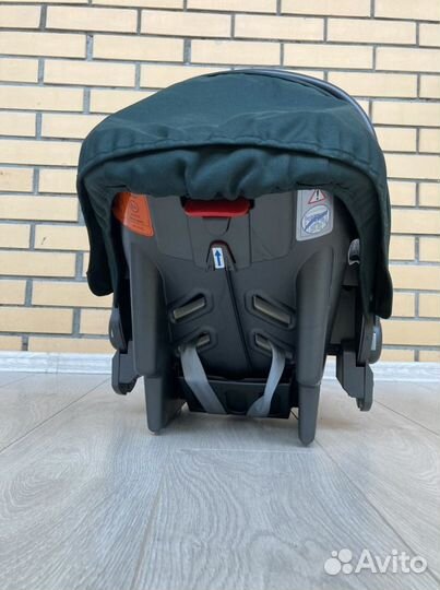 Автокресло Inglesina Huggy Multifix