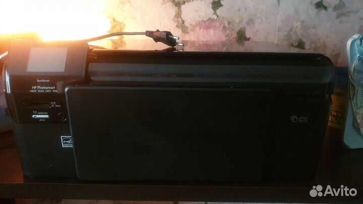 Продаётся принтер копир сканер, печатает фото