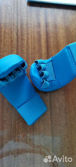 Накладки для каратэ (Перчатки)