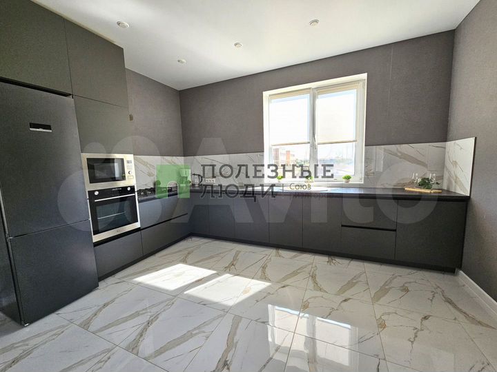 Дом 139 м² на участке 7,5 сот.