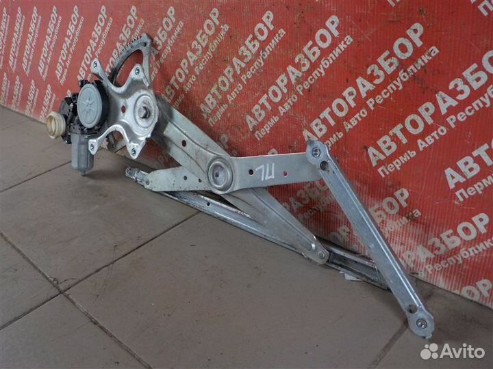 Электро стеклоподъемник переднее левое Toyota