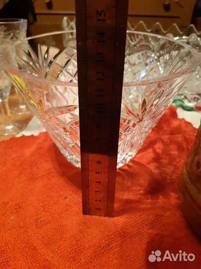 Хрустальная ваза конфетницы