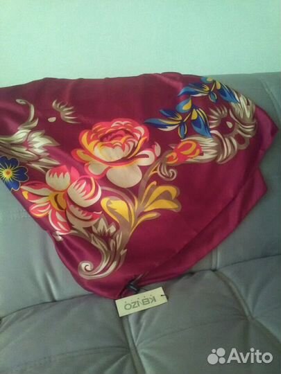 Платок новый, фирма Кenzo
