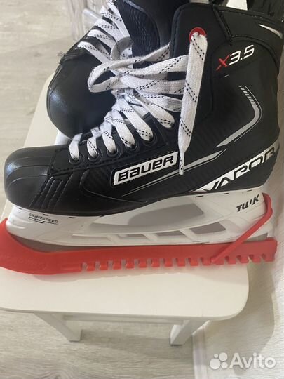 Хоккейные коньки bauer vapor x3.5