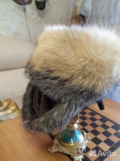 Шапка из лисиц-комбинированая-рыжей и серебристо-ч