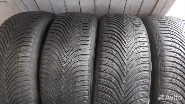 Michelin Alpin 5 215/65 R16 98H