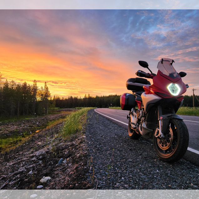 MV Agusta Turismo Veloce 800, 2015, 26 100 км