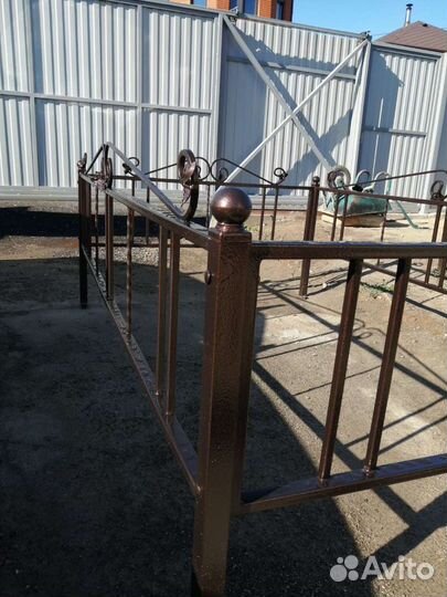 Ограда на могилу