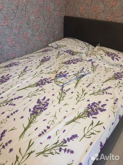 Постельное белье,для двуспальной кровати
