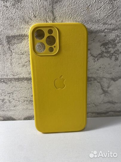 Чехлы на iPhone