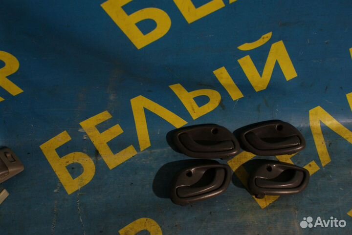 Ручка двери Suzuki Baleno