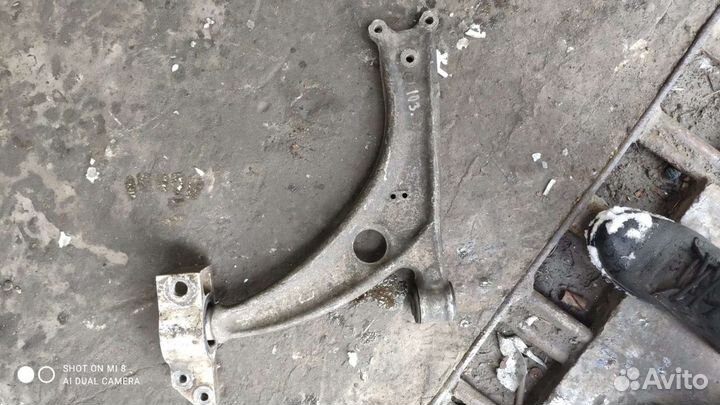 Audi q3 рычаг