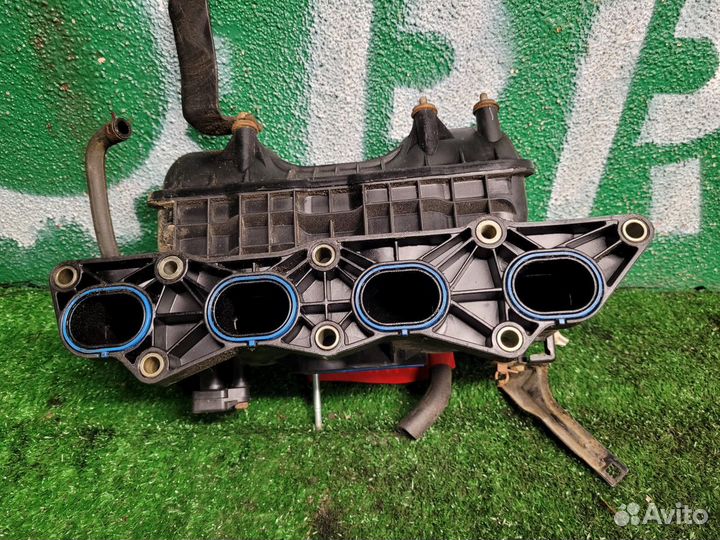 Впускной коллектор на Honda Civic 7