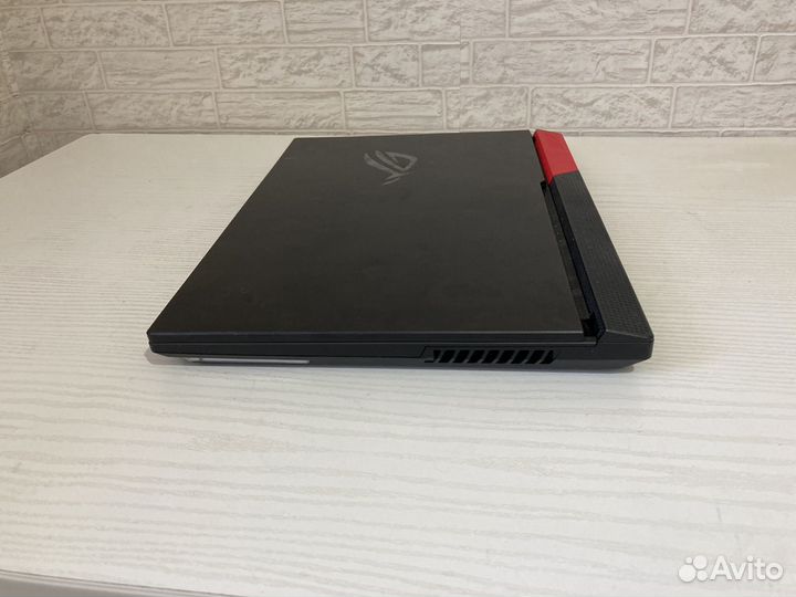 Asus ROG Strix G15 Advantage Edition G513QY-HQ007