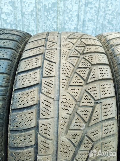 Pirelli Winter Sottozero 210 225/55 R17 98H