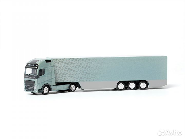 Моделька Volvo