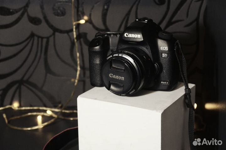 Canon 5D mark 2 body + 40mm