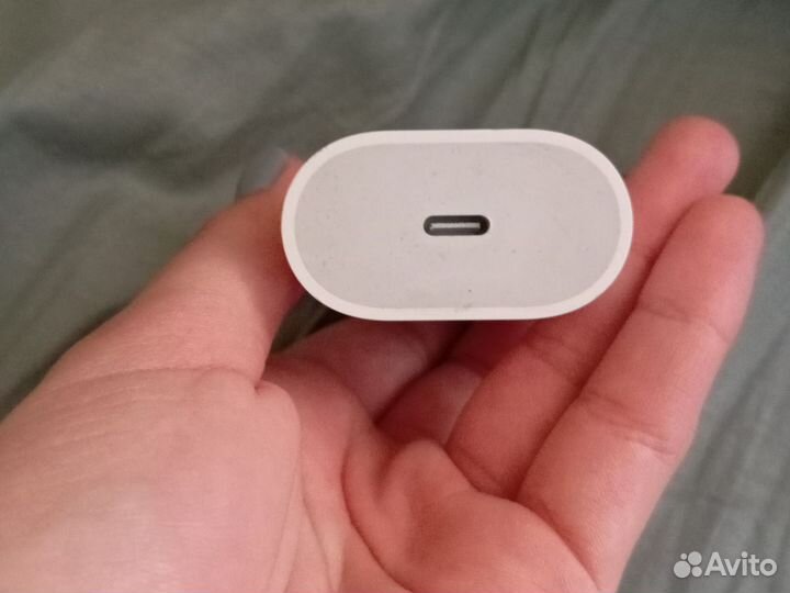 Оригинальная зарядка для iPhone11
