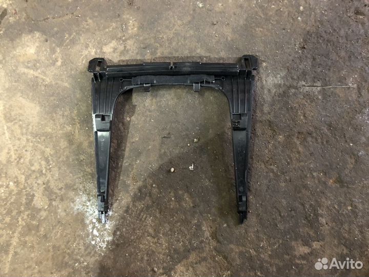 Молдинг на торпеду консоль Опель Инсигния