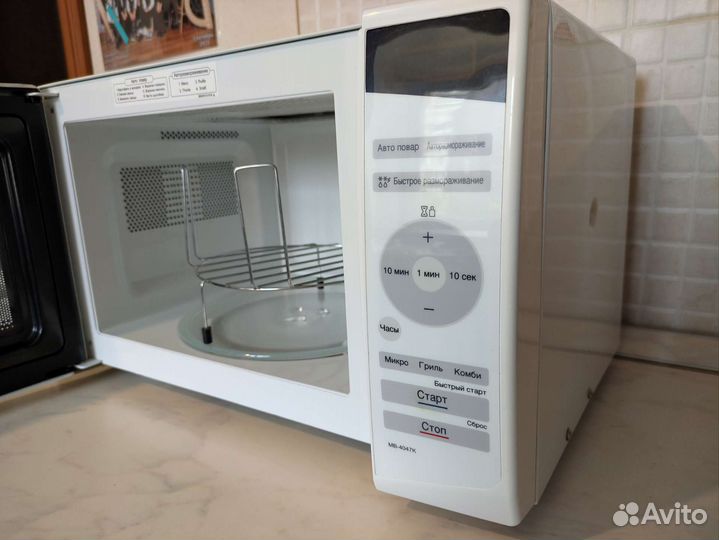 Микроволновка LG MB-4047K