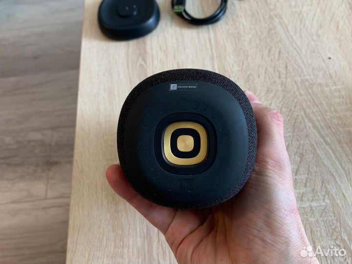 Jbl link portable с алисой