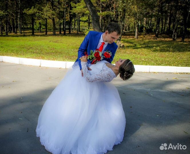 Свадебное платье